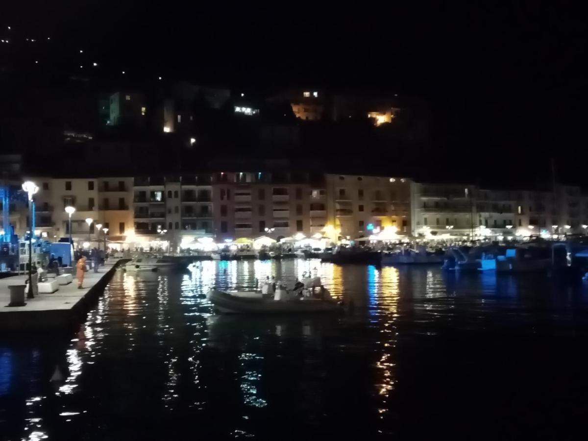 Laetitia Διαμέρισμα Porto Santo Stefano  Εξωτερικό φωτογραφία